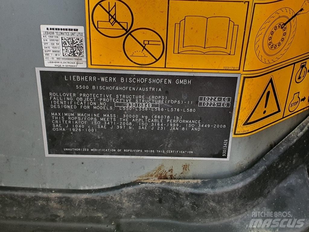 Liebherr L 550 CAB Kabiny a interiér