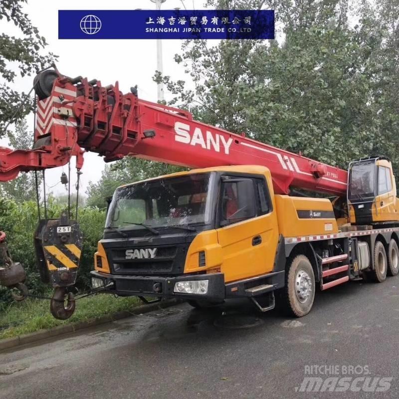 Sany STC 250 H Univerzální terénní jeřáby