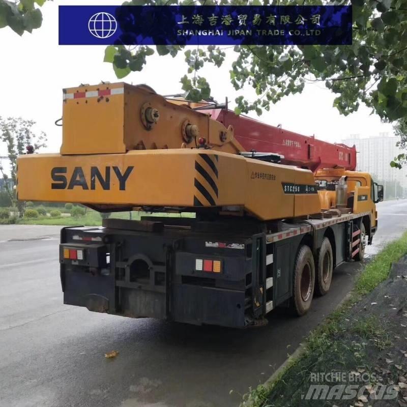 Sany STC 250 H Univerzální terénní jeřáby