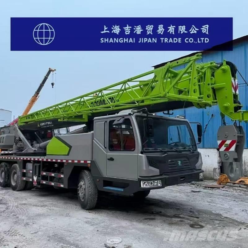Zoomlion ZTC 250 V Univerzální terénní jeřáby