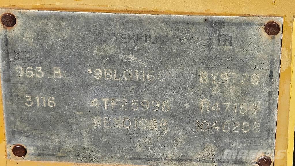 CAT 963 B Pásové nakladače