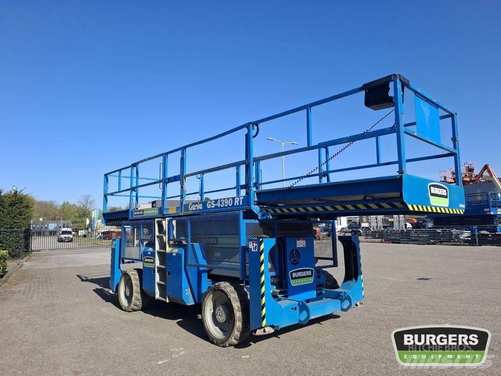 Genie GS4390 RT Nůžková zvedací plošina