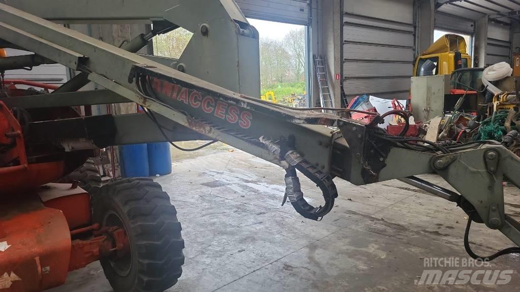 Manitou 165 ATJ Kloubové plošiny