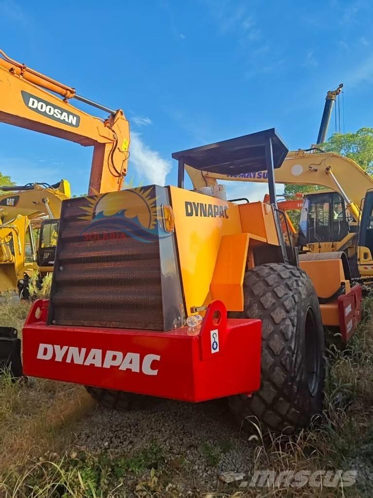 Dynapac CA 251 D Tahačové válce