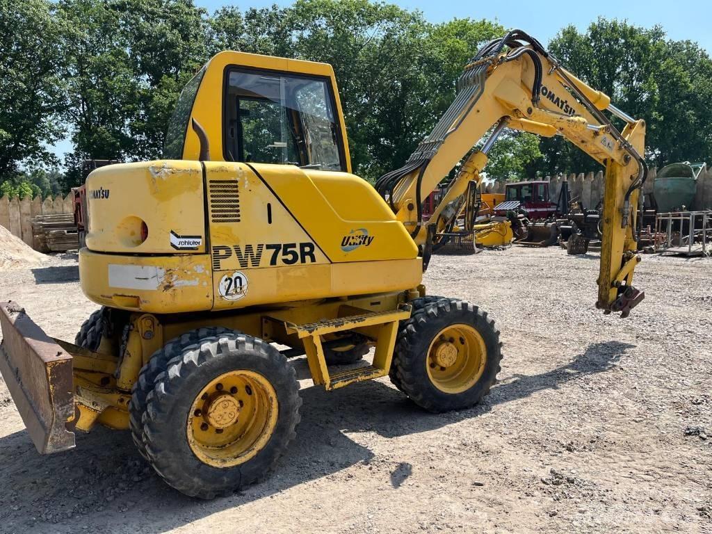 Komatsu PW 75 R Kolová rýpadla