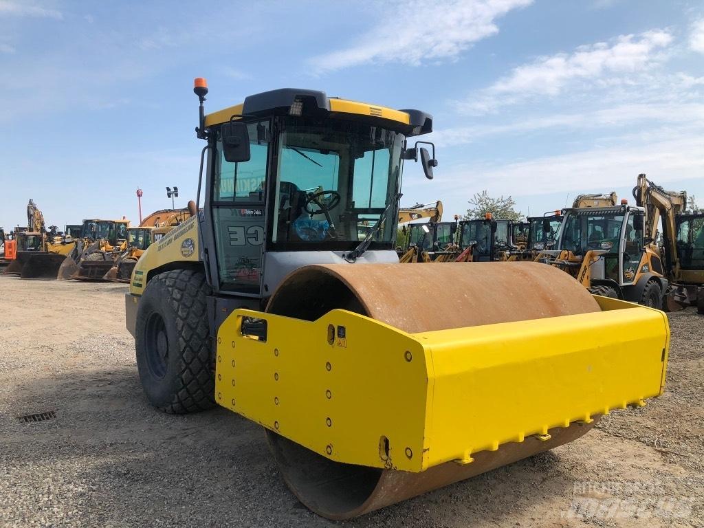 Atlas Copco CA3500 D Tahačové válce