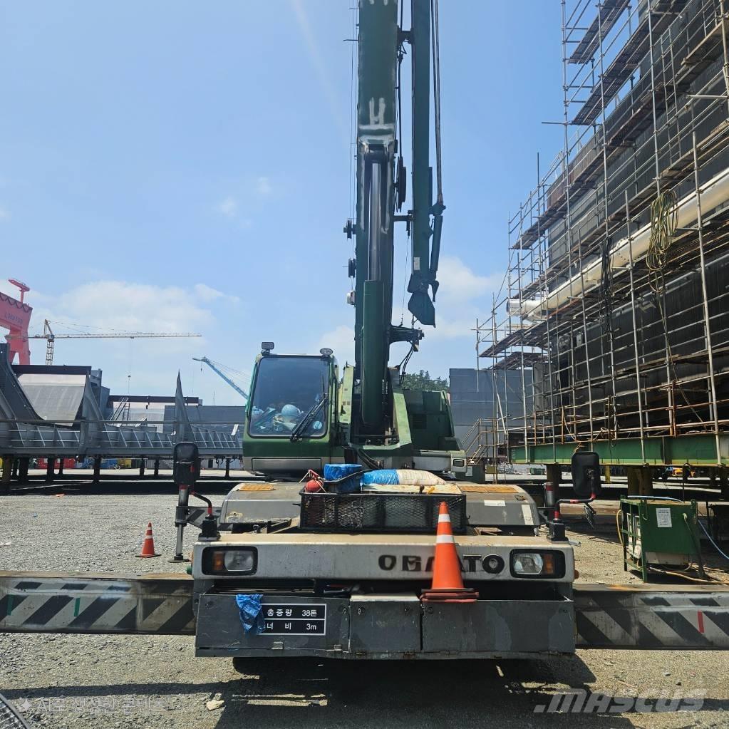 Kato SS500SP Jeřáby pro těžký terén