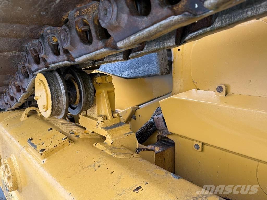 CAT D 6 LGP Pásové dozery