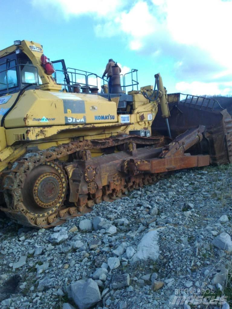 Komatsu D 575 A-3 Pásové dozery