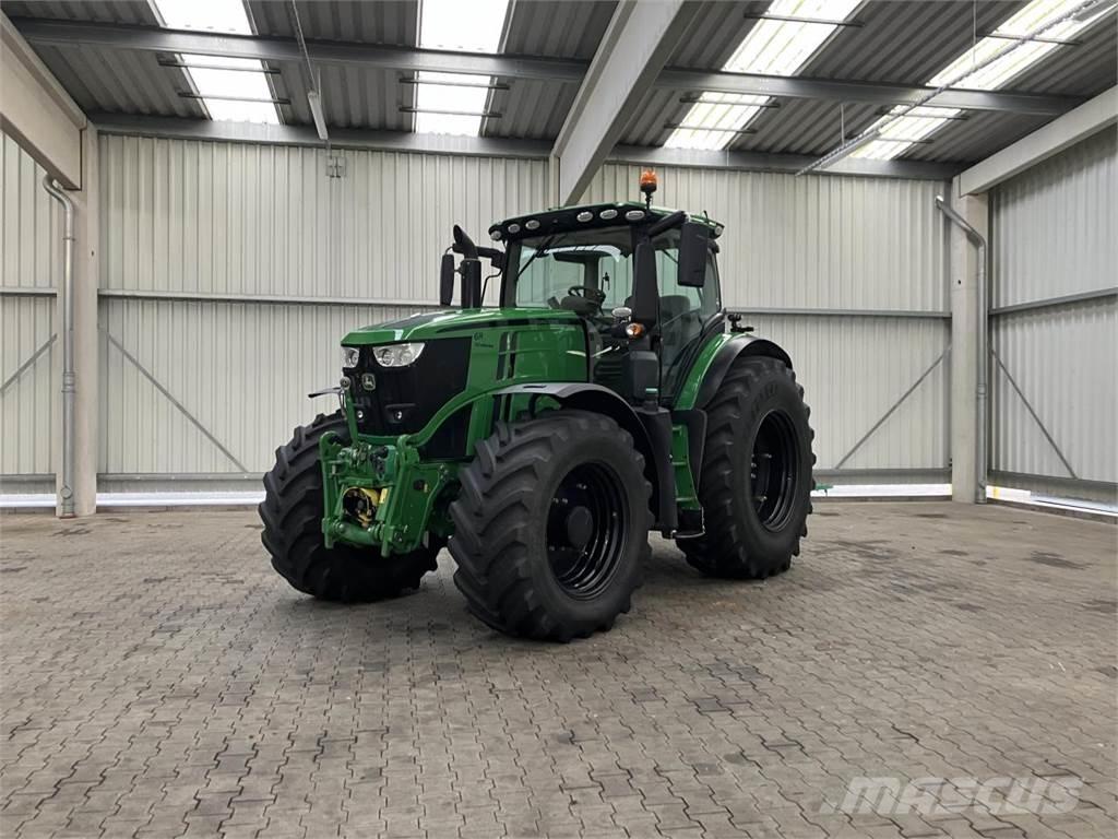 John Deere 6250R Traktory