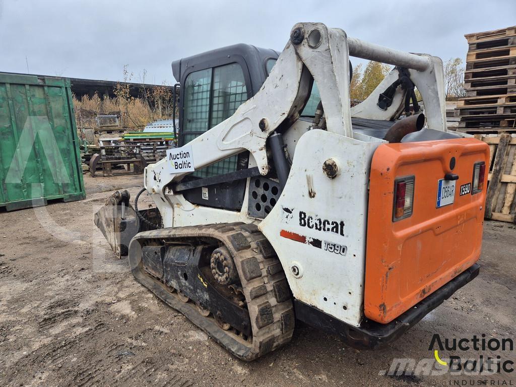 Bobcat T590 Pásové nakladače