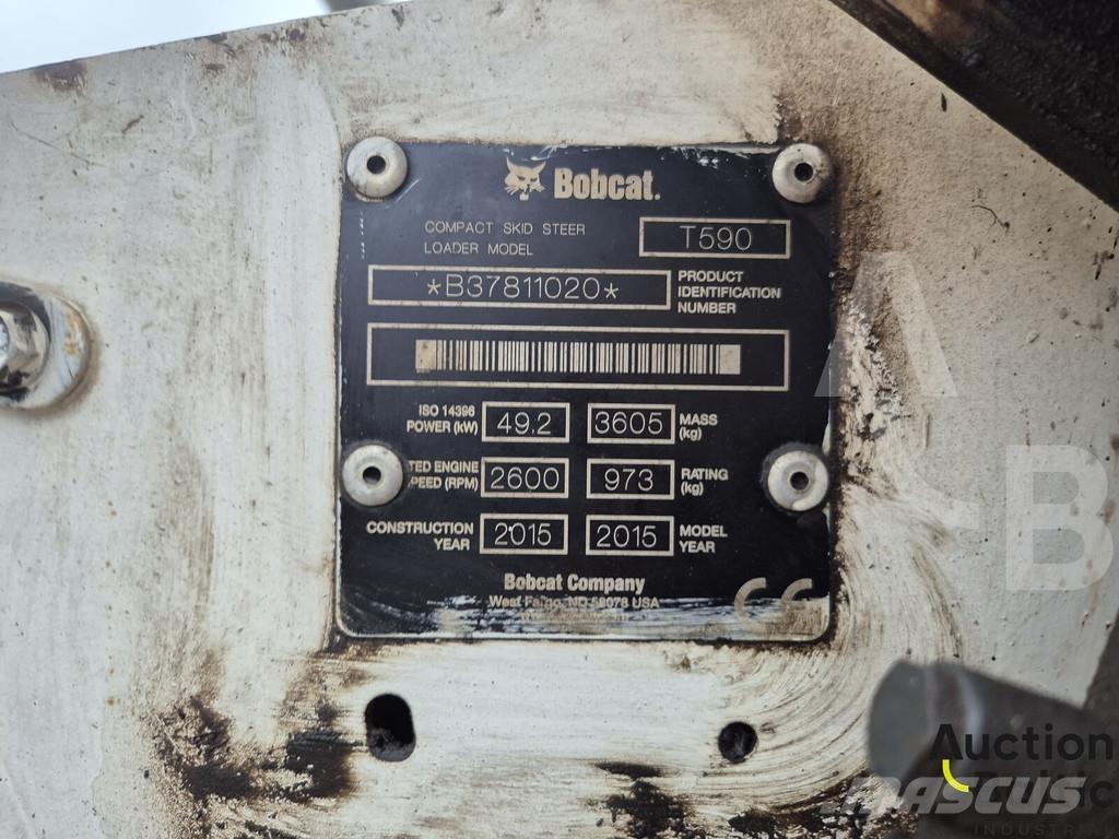 Bobcat T590 Pásové nakladače