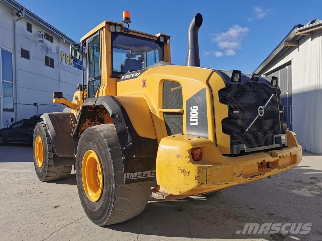 Volvo L110G Kolové nakladače