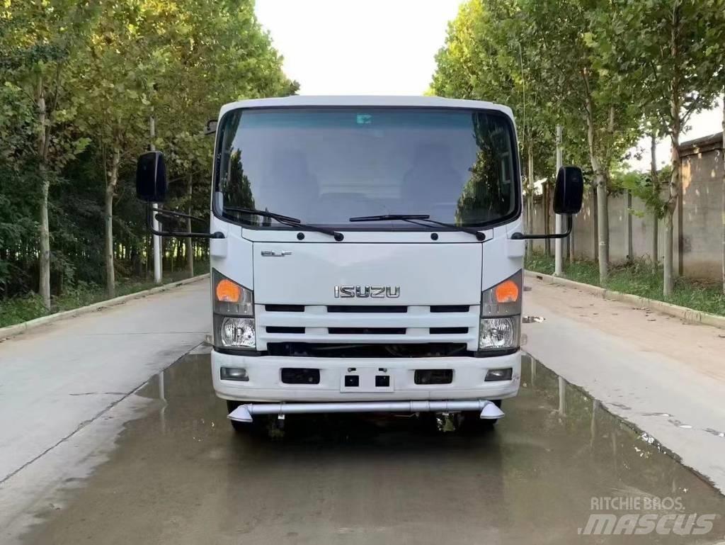 Isuzu ELF Komunální / Multi-užitková vozidla