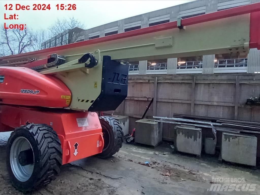 JLG 1250 AJP Kloubové plošiny