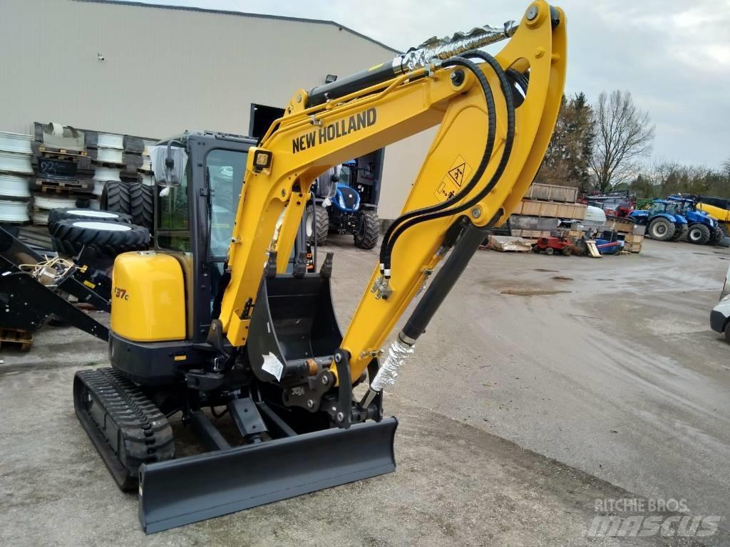 New Holland E37C Mini rýpadla < 7t