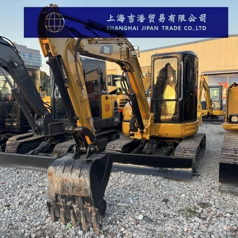 CAT 304 Pásová rýpadla