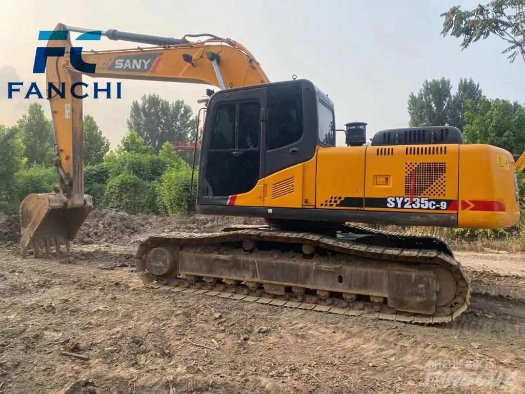 Sany SY 235 H Midi rýpadla 7t - 12t