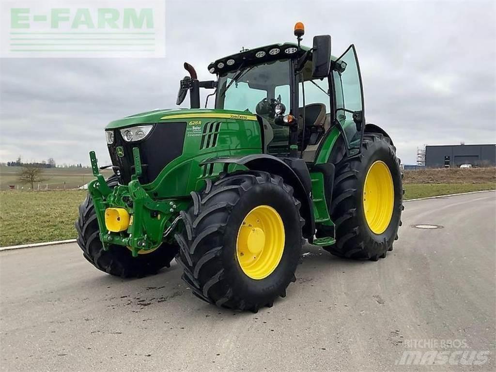 John Deere 6215 r Traktory