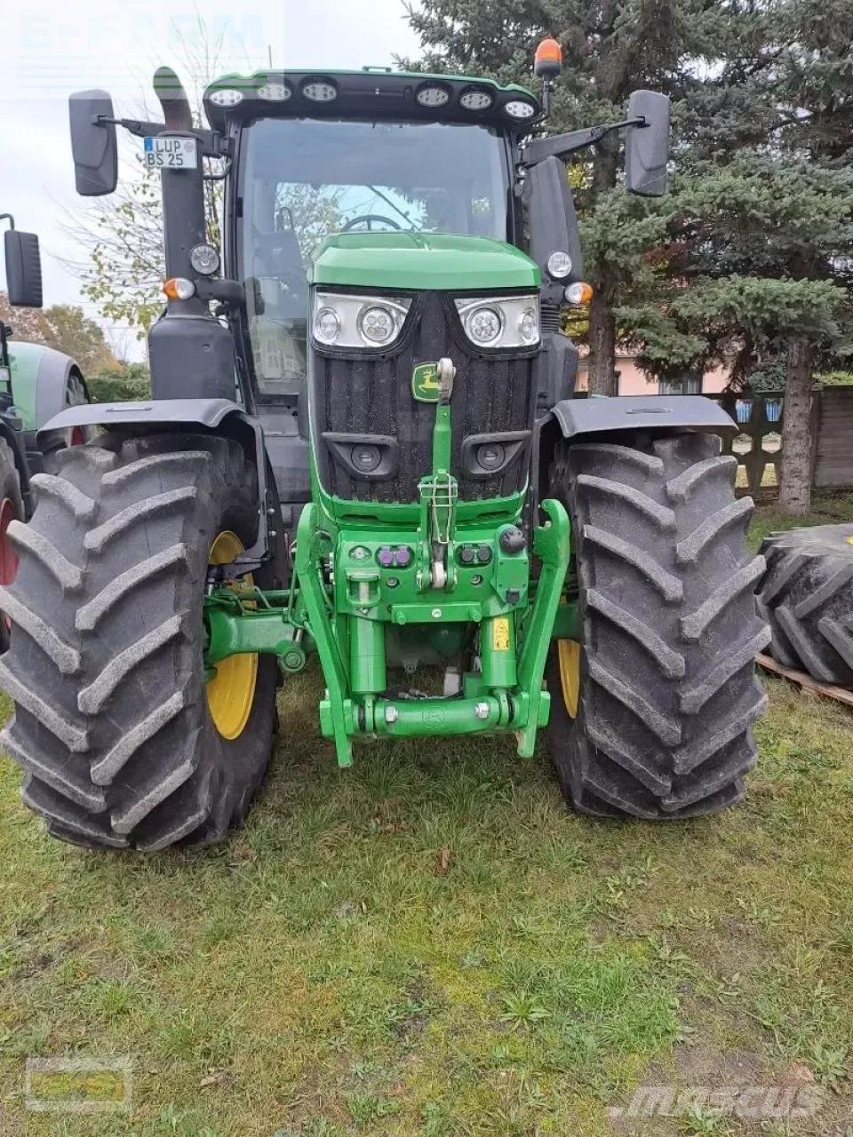 John Deere 6r250 Traktory