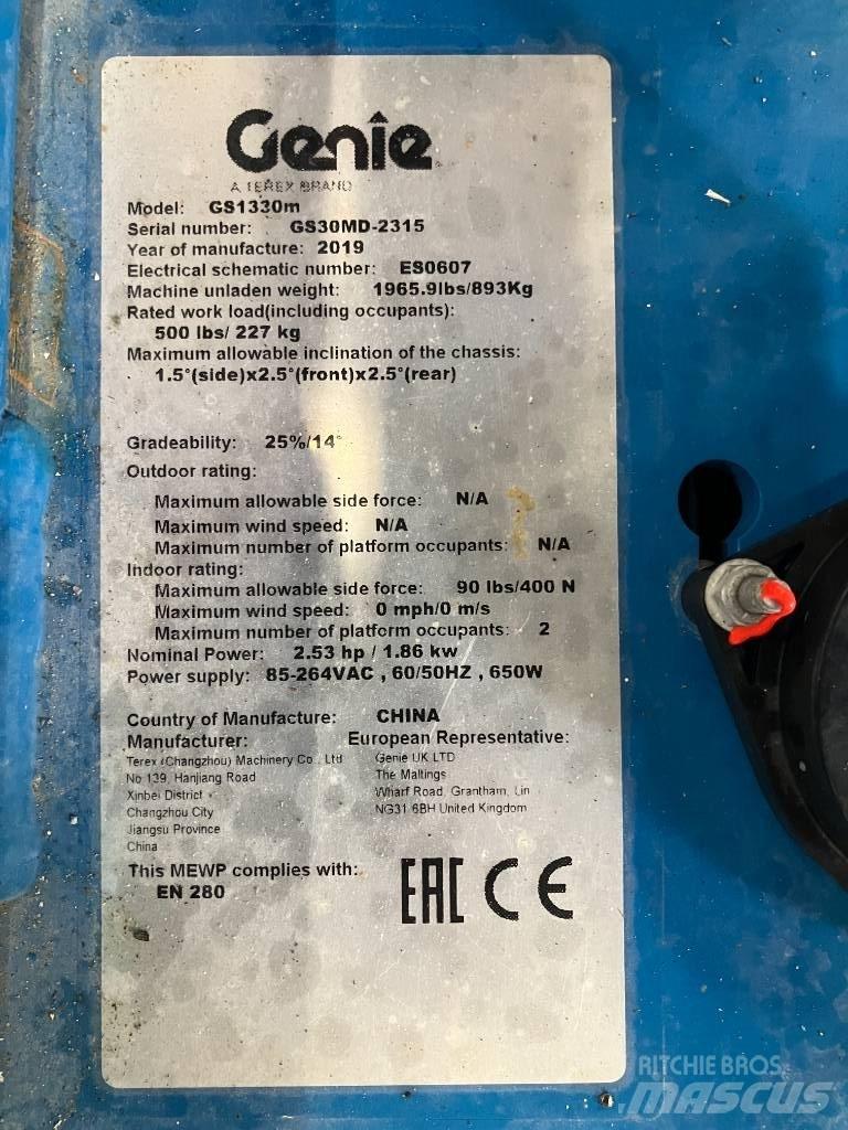 Genie GS 1330 Nůžková zvedací plošina