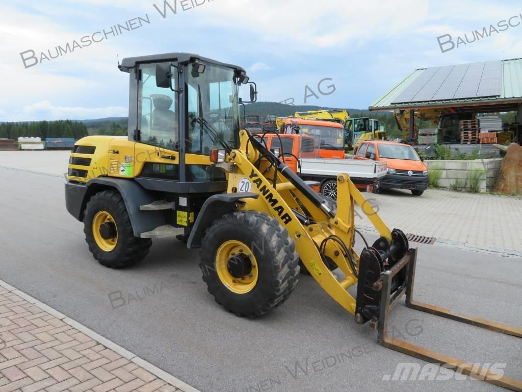 Yanmar V 80 Kolové nakladače