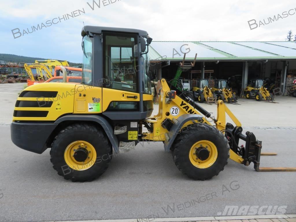 Yanmar V 80 Kolové nakladače