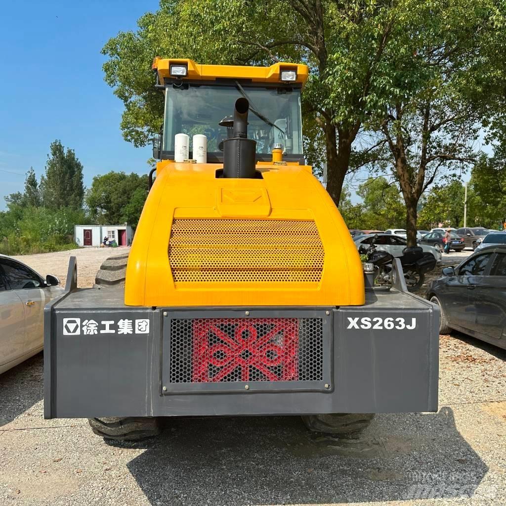 XCMG XS263J Tahačové válce