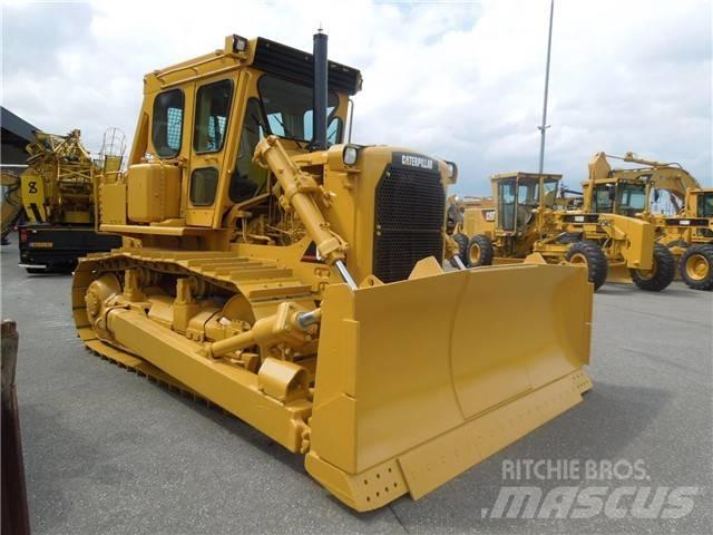 CAT D 7 G Grejdry