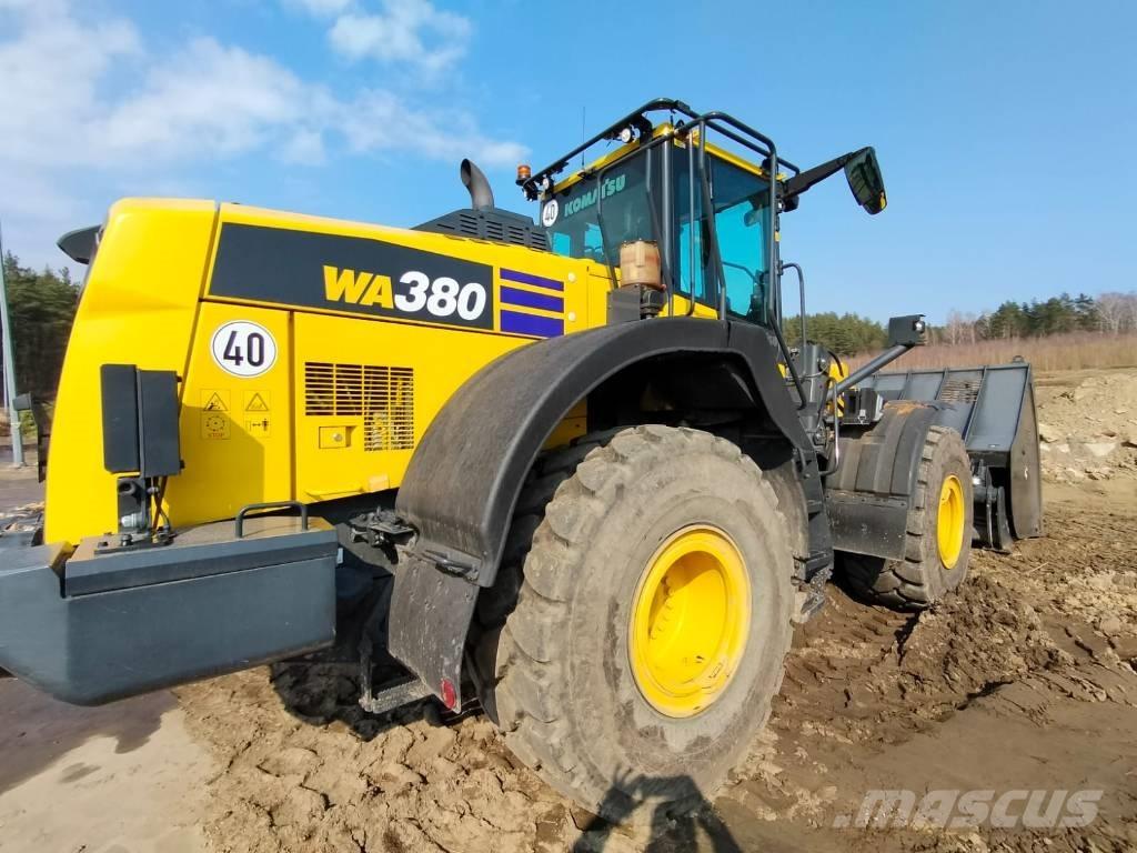 Komatsu WA 380-8 Kolové nakladače