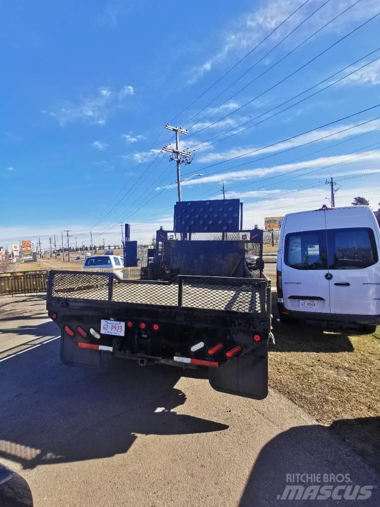 Ford F 550 XLT Valníky/Sklápěcí bočnice