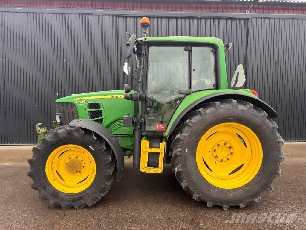 John Deere 6430 Traktory