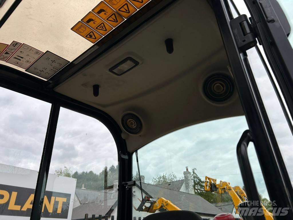 JCB 8026 CTS Mini rýpadla < 7t