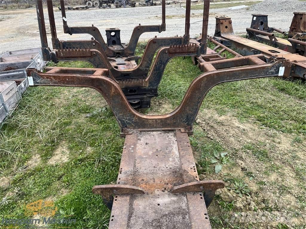 John Deere 1210E Další komponenty