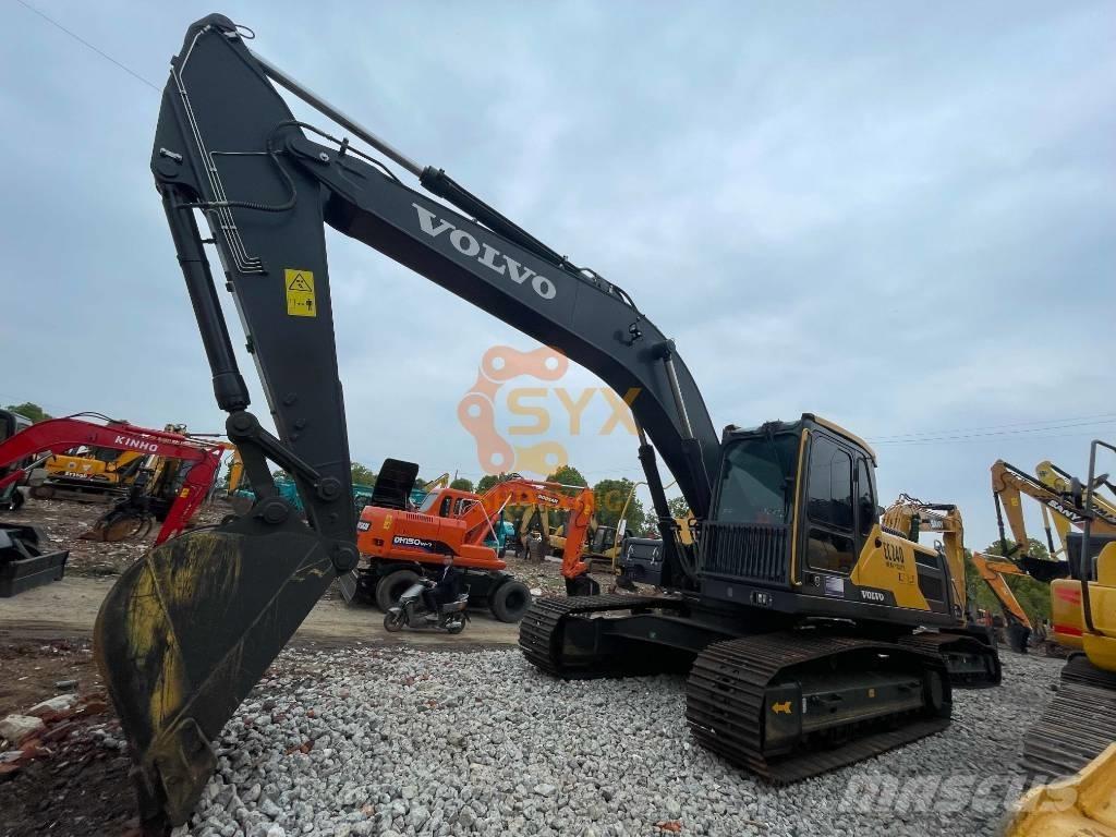 Volvo EC 240 B Pásová rýpadla
