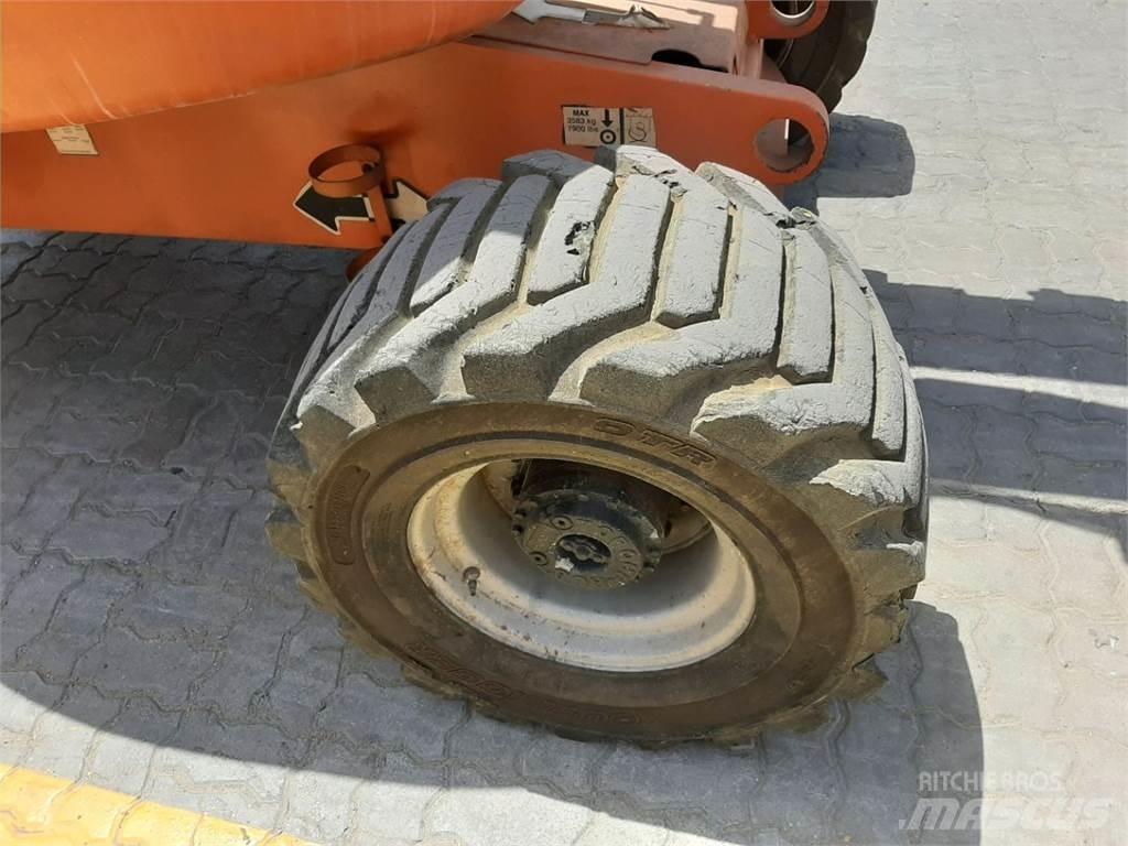 JLG 450AJ Kloubové plošiny