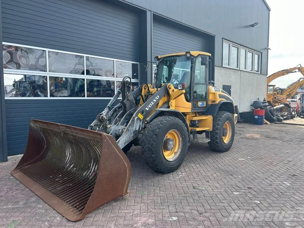 Volvo L45G Kolové nakladače
