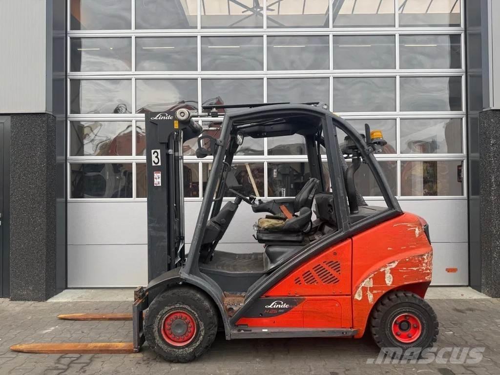 Linde H25D Další