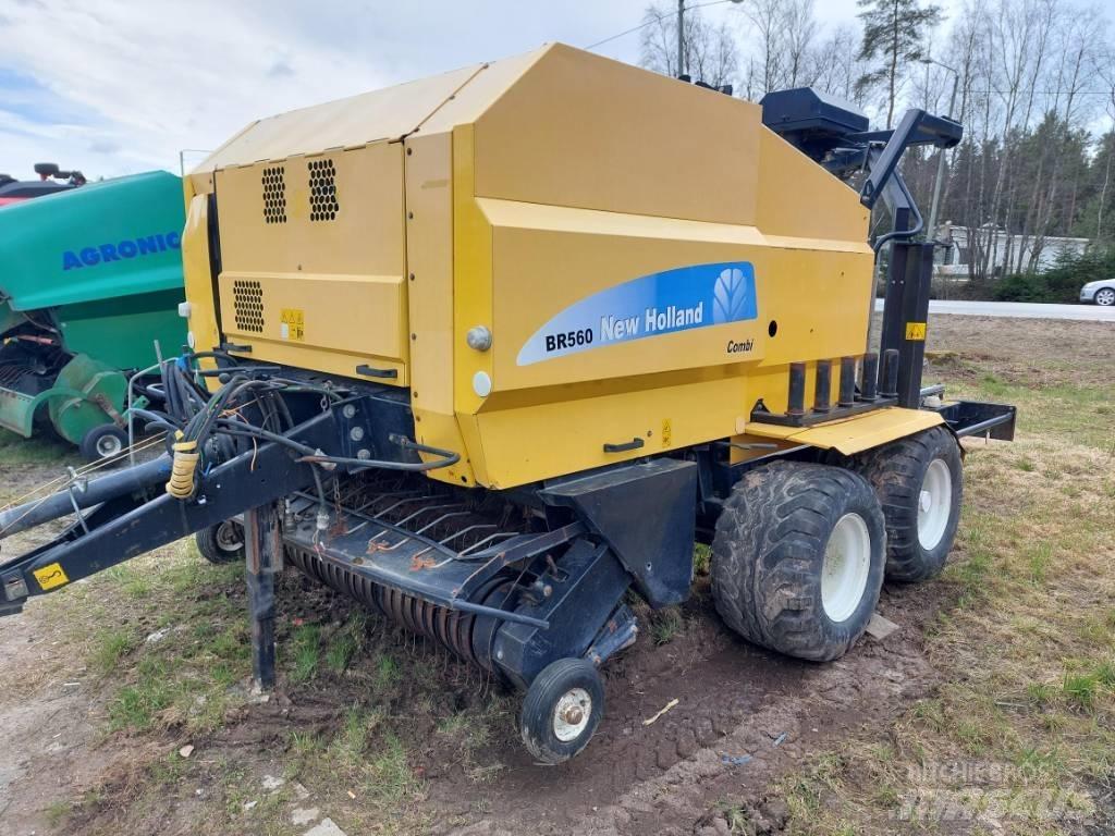 New Holland BR 560 Lis na válcové balíky