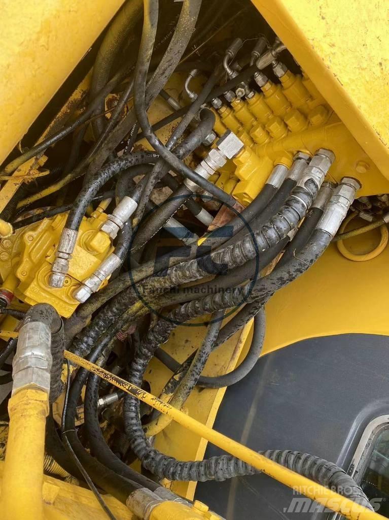 Komatsu PC 120-6 Pásová rýpadla