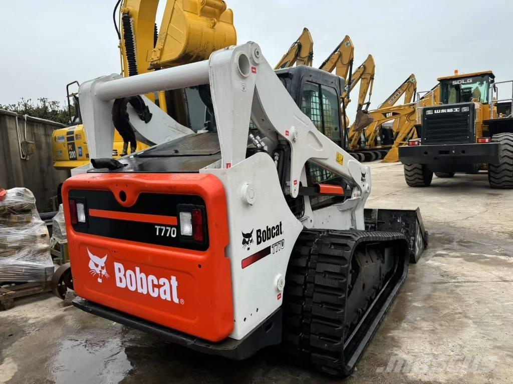 Bobcat T770 Pásové nakladače