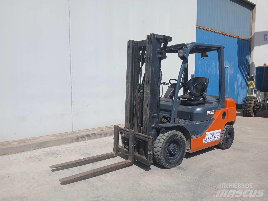 Toyota 02-8FDF25 Dieselové vozíky