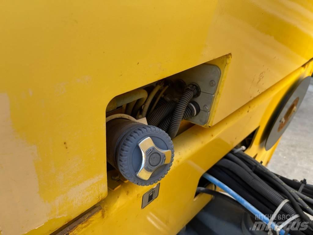 Bomag BW 151 AD-2 Tandemové válce
