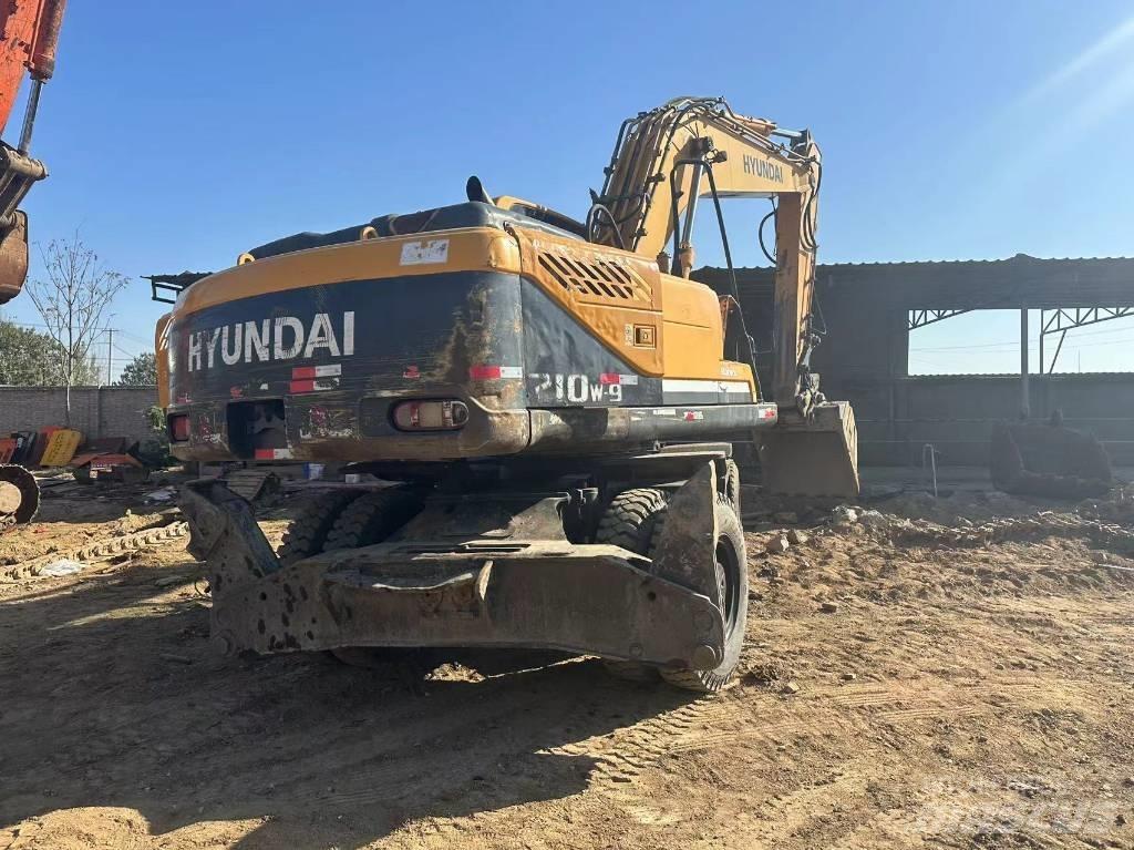 Hyundai R210W-9 Kolová rýpadla