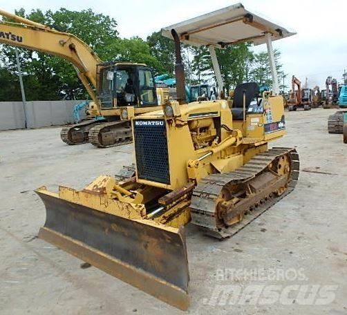 Komatsu D 20 A-6 Pásové dozery
