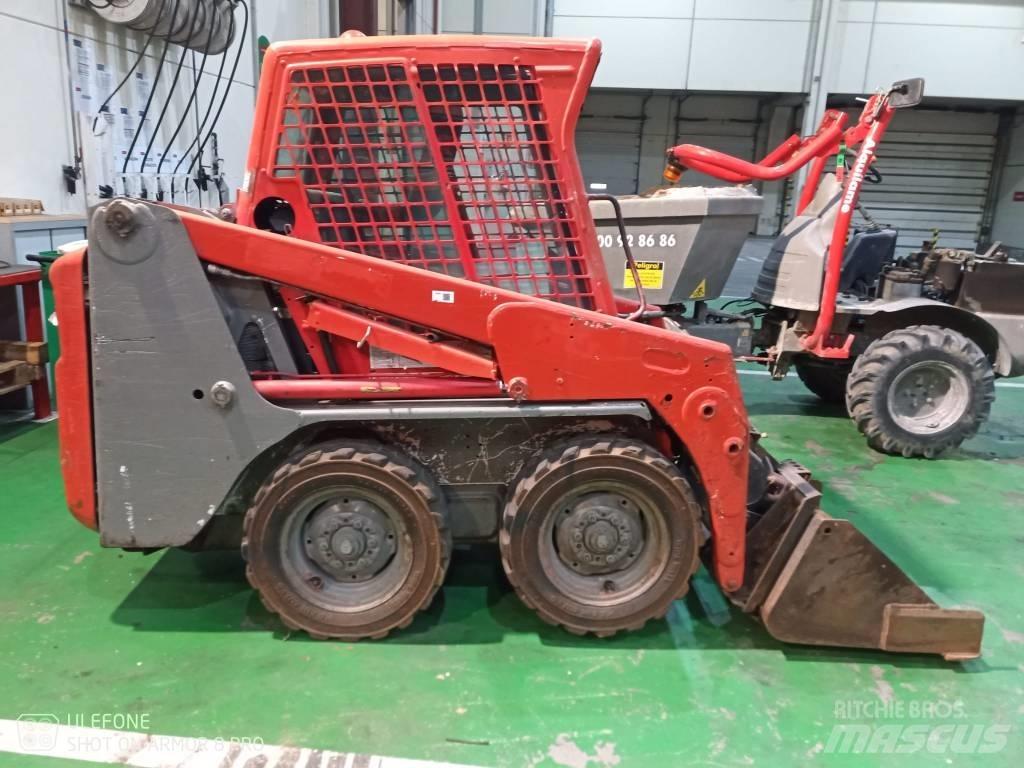 Bobcat S 100 Smykem řízené nakladače