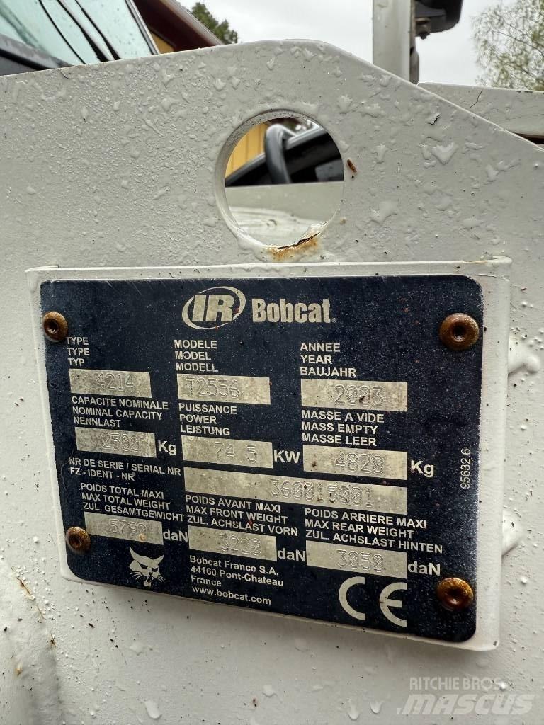 Bobcat T 2556 Teleskopické manipulátory