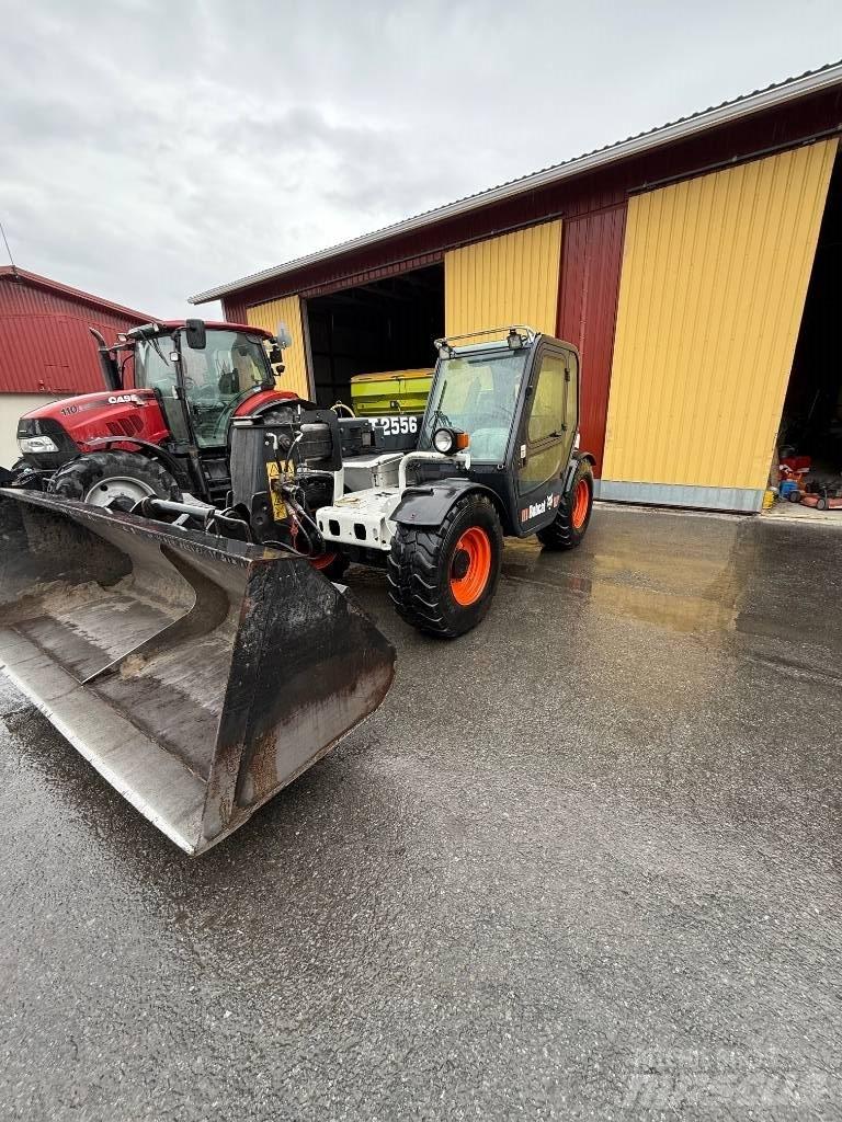 Bobcat T 2556 Teleskopické manipulátory