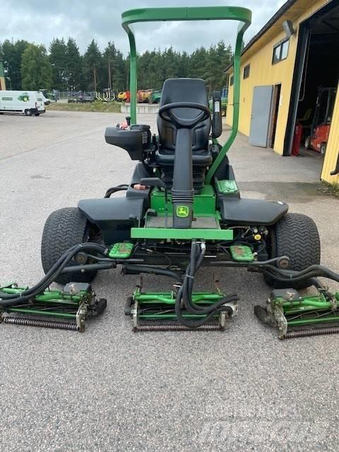 John Deere 7500A Samojízdné sekačky