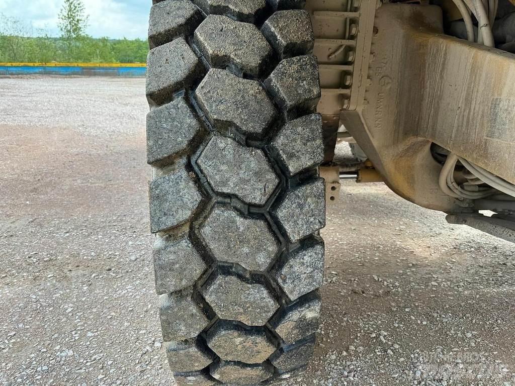 CAT 771D Vyklápěcí dempry